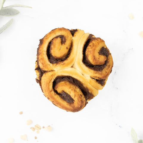 Braided Cinnamon Bun Cups | 24 Pack